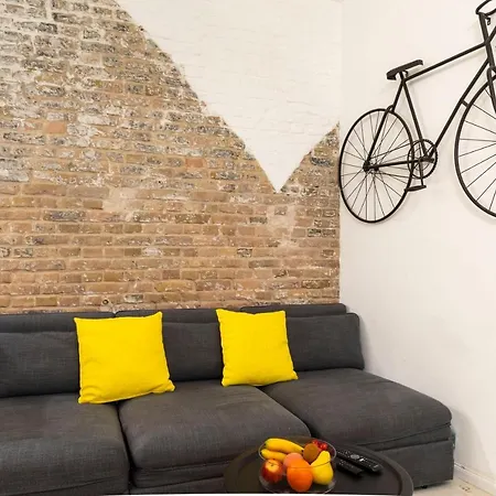Apartment Neukolln Industrial Style 2 Bathrms 3 Bedrms +a/c *