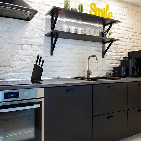 Apartment Neukolln Industrial Style 2 Bathrms 3 Bedrms +a/c Berlin