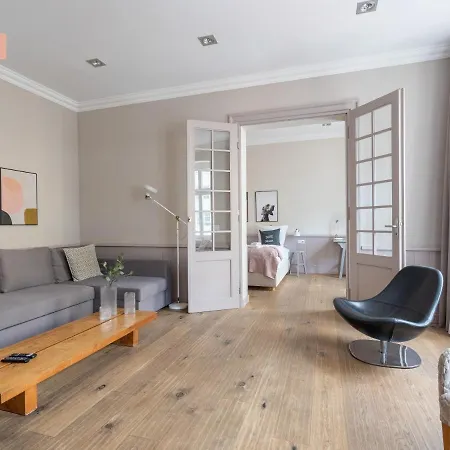 Schoenhouse Avenue - Digital Access Apartment *