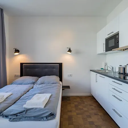 Nena Hermannplatz 3* Berlin