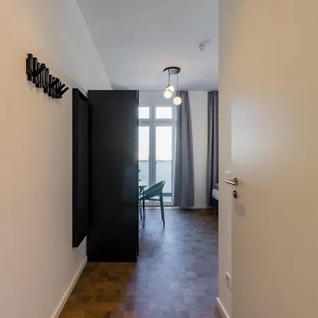 Nena Hermannplatz Aparthotel 3*