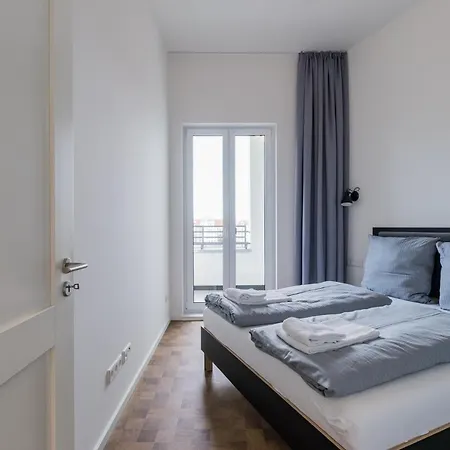 Nena Hermannplatz Berlin