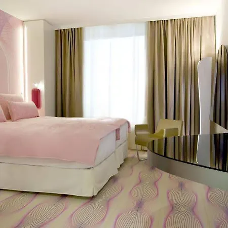 Nhow Hotel