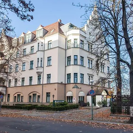 Otel Kronprinz 3*