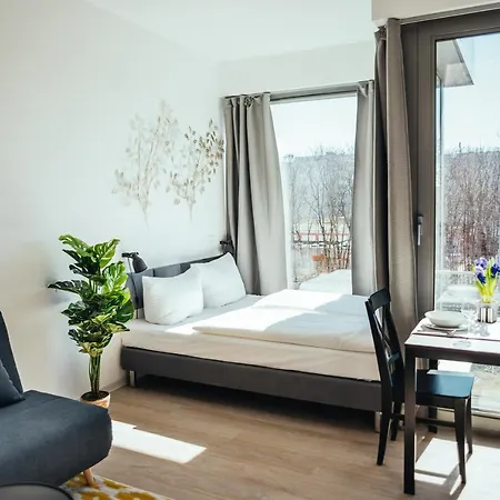 The Rix & Suites Near Sbahn Neukolln Berlijn