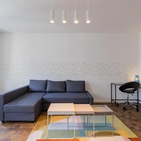 Aparthotel Nena Hermannplatz 3*