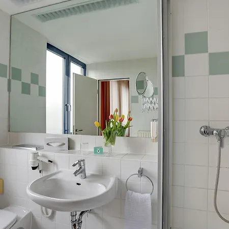 Otel Centro Park Berlin-neukoelln
