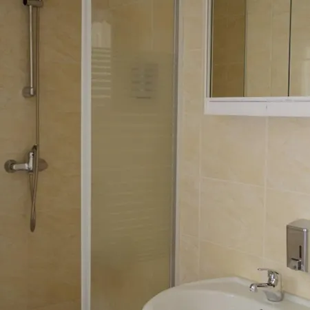 Am Kurfuerstendamm Hotell 3*