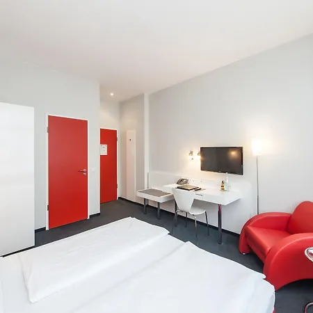 Garner - Checkpoint Charlie By Ihg 4*