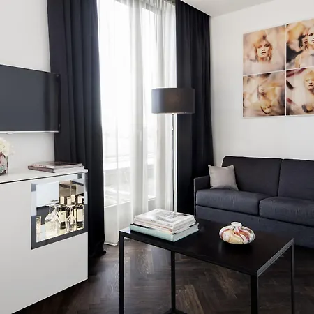 Amano Grand Hotell