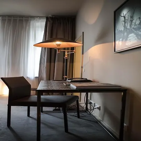 Chrome 4* Berlin