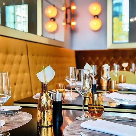 Otel Steigenberger Am Kanzleramt 5*