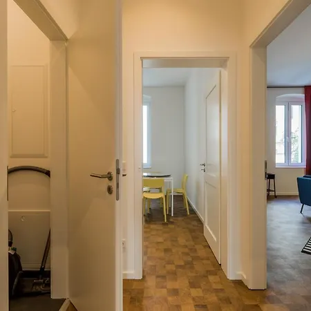 Nena Hermannplatz Aparthotel 3*