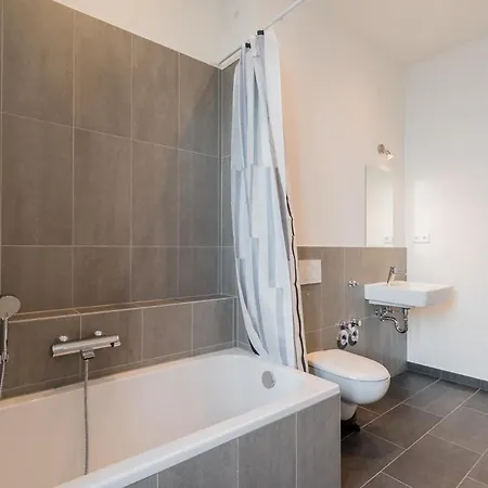Nena Hermannplatz Aparthotel