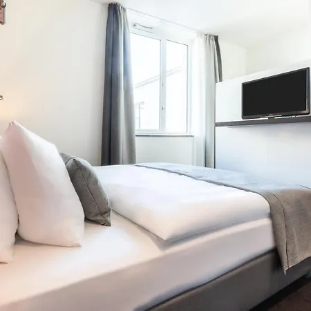Select The Wall - Aparthotel