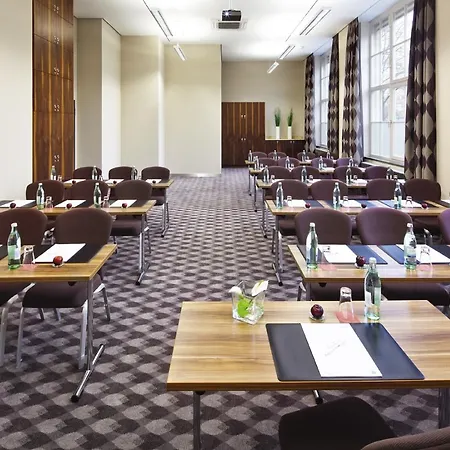 Отель Moevenpick Am Potsdamer Platz