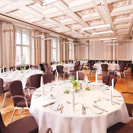 Отель Moevenpick Am Potsdamer Platz