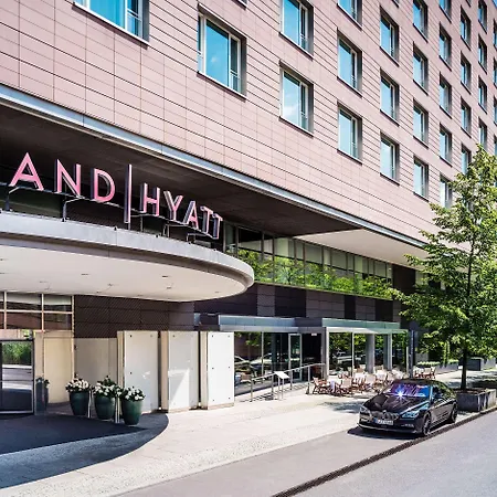 Grand Hyatt Hotel