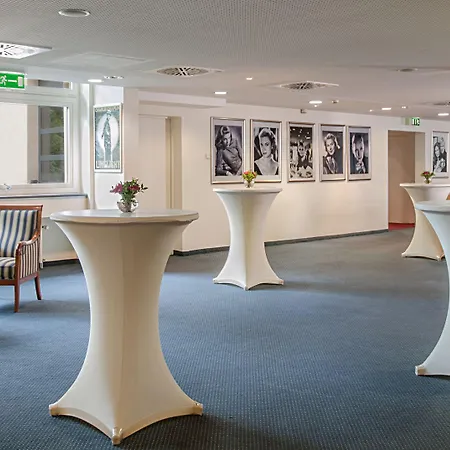 Hollywood Media Am Kurfuerstendamm Hotel Berlin