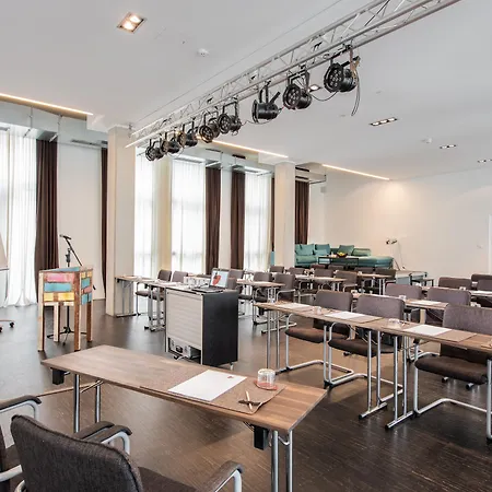 Numa Boxer 4* Berlin