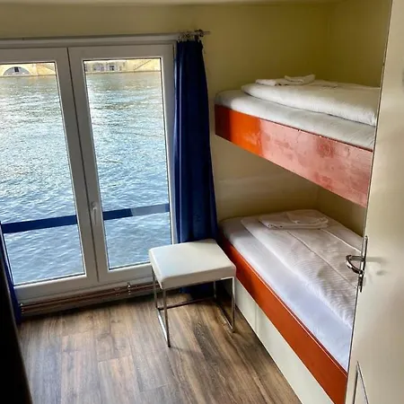 Отель Shipotel-berlin Gmbh, Shipotel Eastern & Shipotel Western 2*