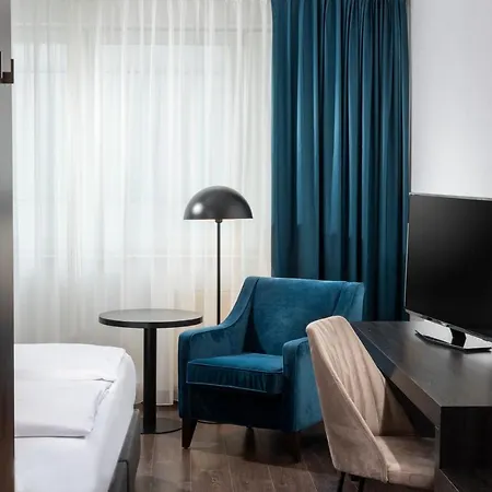 City East Hotel 4*