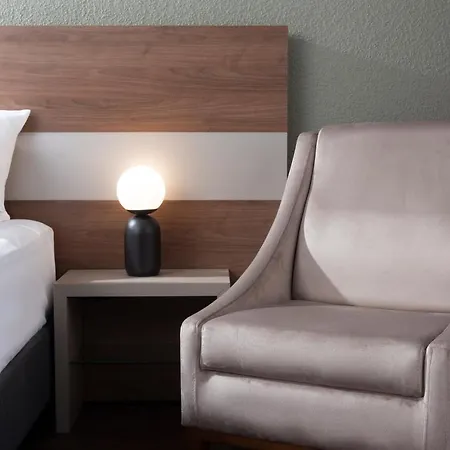 Hotel City East