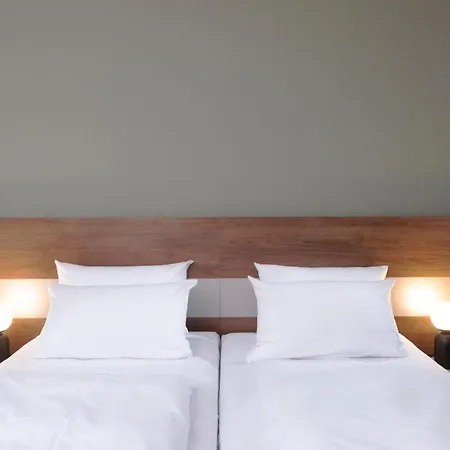 City East 4*