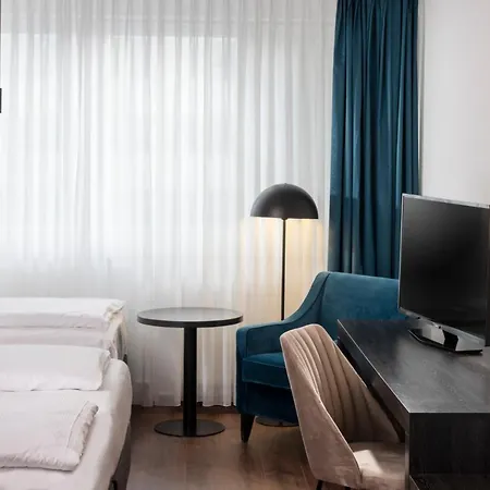 City East Hotel
