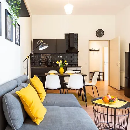 Modern 4 Bedroom In - Charlottenburg Apartment Berlin