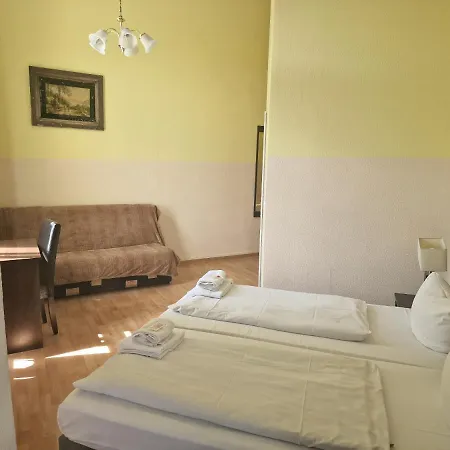Am Stuttgarter Eck Hotel 2*