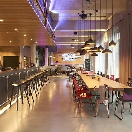 Moxy Ostbahnhof Hotel 4*