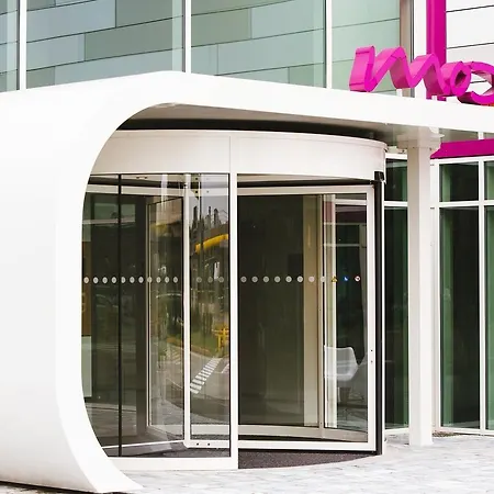 Moxy Ostbahnhof 4*