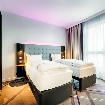 Premier Airport Hotel 3*