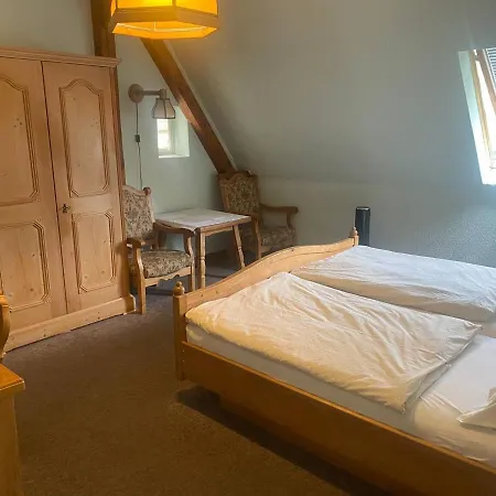 Waldschaenke Hotell *