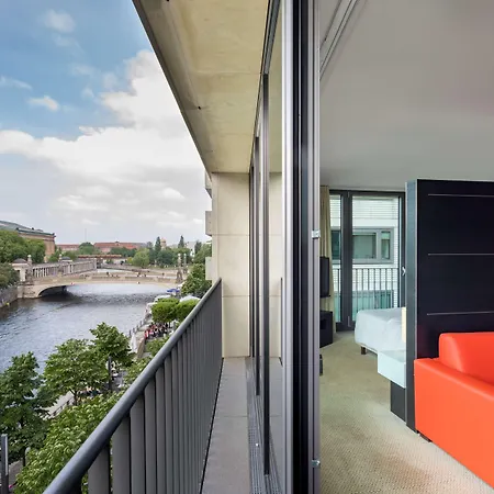 Radisson Collection Hotel, Отель 5*