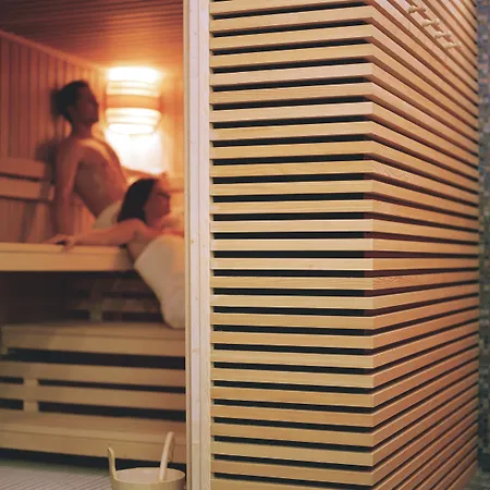 Отель Moevenpick Am Potsdamer Platz 4*