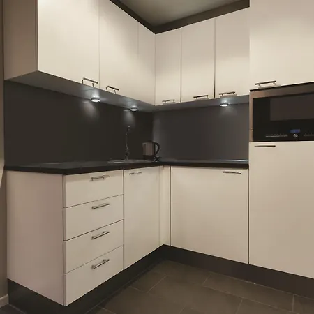 Adina Mitte 4* Berlin