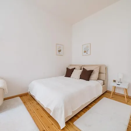 Cozy In Schoneberg - Perfect & Quiet Location *