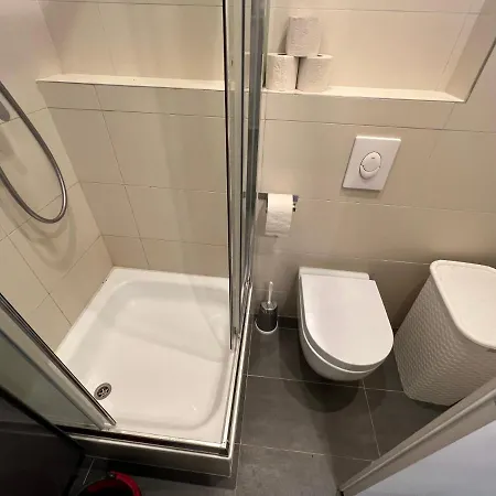 Apartment Hauptbahnhof: Family-friendly Group For 8