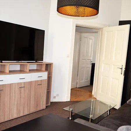 Apartment Hauptbahnhof: Family-friendly Group For 8 *