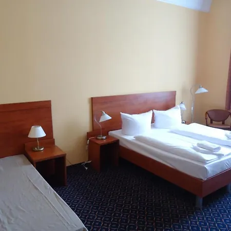 Am Kurfuerstendamm Hotell 3*