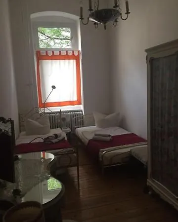 Kant Apartment *