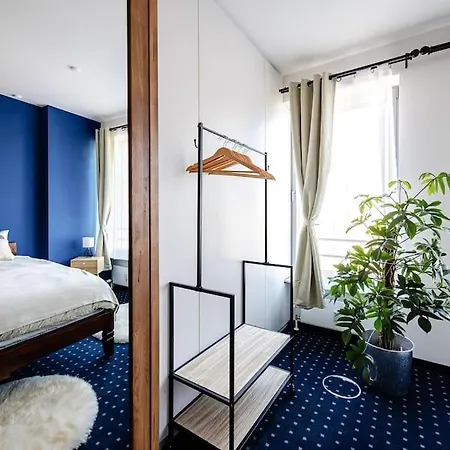 150 M² Unterkunft Mit Billard, Kicker & Parkplatz Apartment *