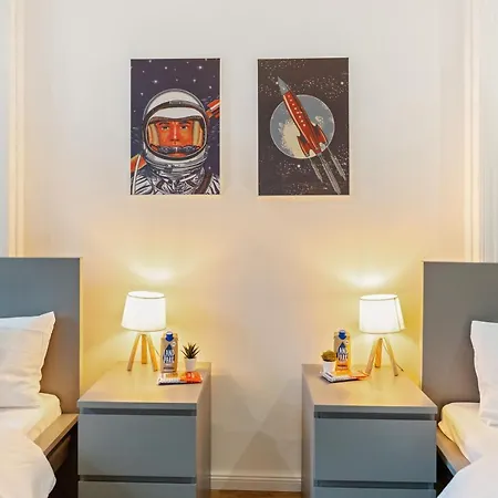 Apartamento Neues Zentrales Apartment,10 Betten,vollmoebliert, Wifi