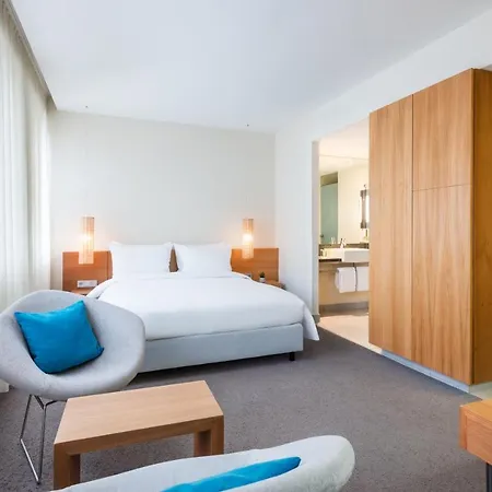 Lindner Ku'damm, Part Of Jdv By Hyatt Hotel 4*