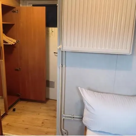 Отель Shipotel-berlin Gmbh, Shipotel Eastern & Shipotel Western 2*