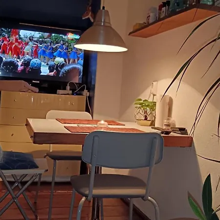 Private Bedroom Near Alexanderplatz In Sharing Homestay