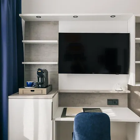Homaris East Side 3* ベルリン