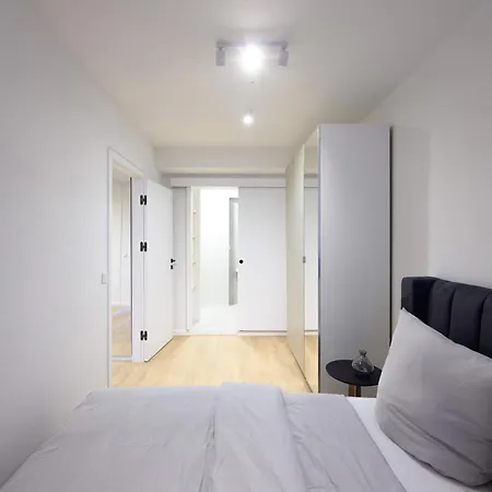Apartment Kraus7 Ron Berlin